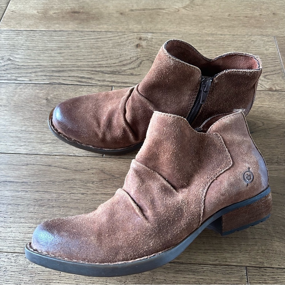 Born Suede Brown Leather Ankle Booties Shoes Sz 6.5